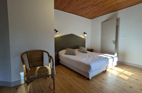 Saint-Arcons-de-Barges House | Gîte de caractère rénové, jusqu'à 10 pers., jardin privé, Haute-Loire - FR-1-582-534