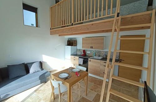 Crestet Apartment | Gîte de charme avec jacuzzi face au Mont Ventoux