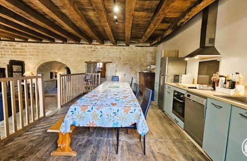 Chaumeil Apartment | Gîte de France Des alpagas 2 épis - Gîte de France 12 personnes MAE-9944