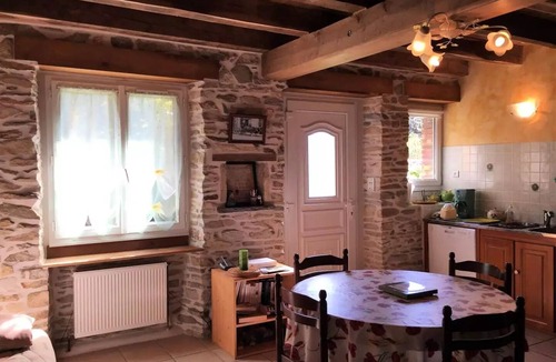 Sainte-Fortunade Villa | Gîte de France Gite of chouvert "francois" 3 ears - Gîte de France 4 people
