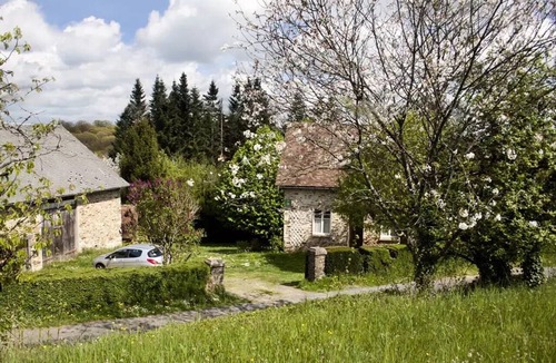 Benayes Villa | Gîte de France in Benayes 3 ears - Gîte de France 6 people