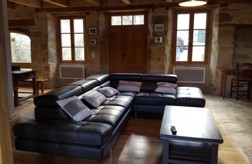 Saint-Angel Apartment | Gîte de France Maison raymond 3 épis - Gîte de France 12 personnes MAE-9804