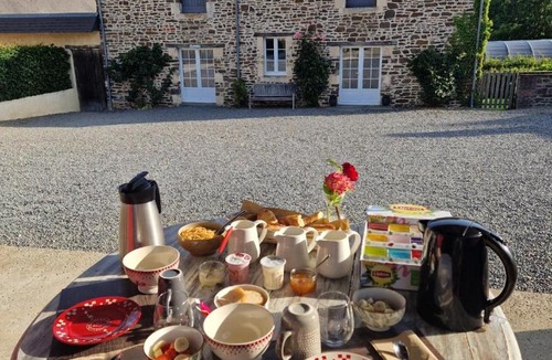 Campandre-Valcongrain Bed & Breakfast | Gîte de la Cour