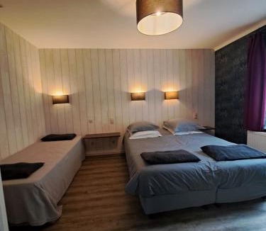 Cugnon House | Gîte des Roches