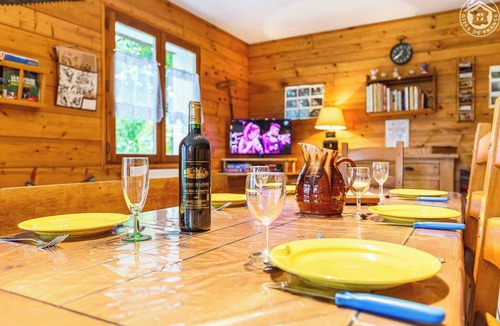 Epersy House | Gîte - ENTRELACS - Gîte