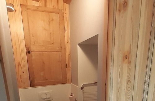 Saint-Germain-Laprade House | Gîte Granet ,petite Maison de Bourg Avec Cour Privative