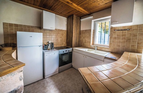 Faux-la-Montagne House | Gîte Jardin - Broussas Beach - Stay In Vassivière