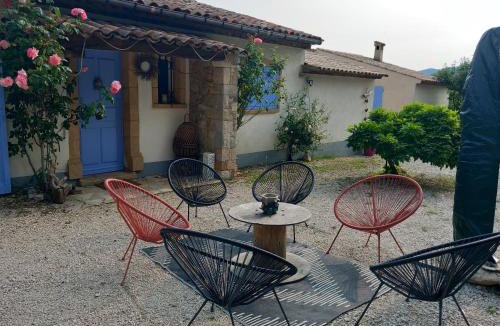 Peyroules Cabin | GÎTE LA MOUNTAGNA