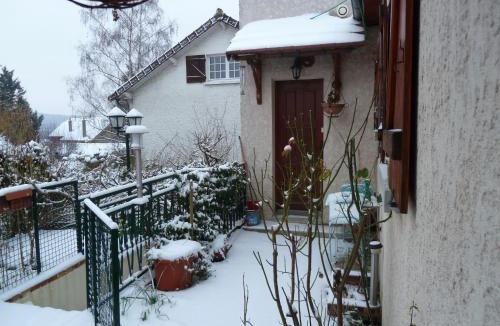 Crecy-en-Brie House | Gîte Les Iris