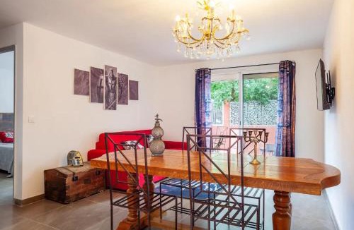 Ginasservis House | Gîte - Les Salons du Bastier