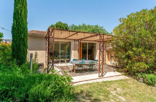 Entrechaux Apartment | Gîte Romarin
