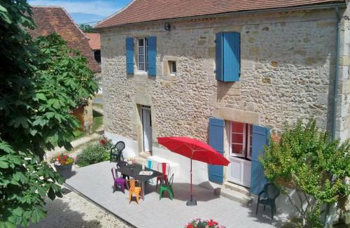 Cherveix-Cubas House | Gîte rustique avec piscine privée et Wifi - FR-1-616-70