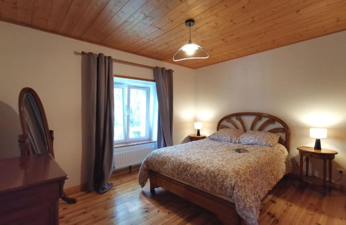Saint-Julien-Chapteuil House | Gîte Saint-Julien-Chapteuil, 4 pièces, 6 personnes - FR-1-582-326