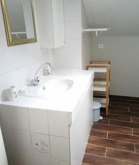 Dompierre-sur-Besbre House | Gîte Valentin
