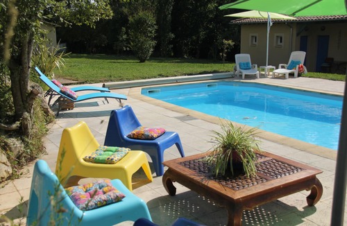 Eauze Apartment | Gîte Vanille 2 Pers - Piscine, Nature & Confort - Au Petit Bernerot
