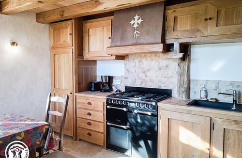 Lalbenque House | Gîtes de France® - Pierre and Martine's Gîte