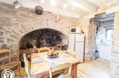 Calvignac House | Gîtes de France® - The unusual tower gîte