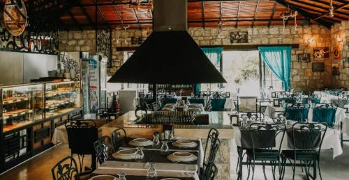 Karaburun Hotel | Güneş' te Karavan Otel