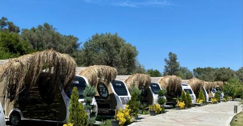 Karaburun Hotel | Güneş' te Karavan Otel