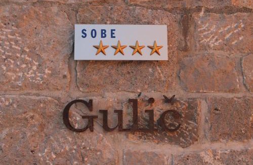Sezana House | G House