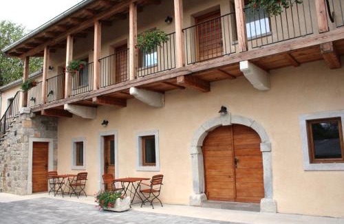 Sezana House | G House