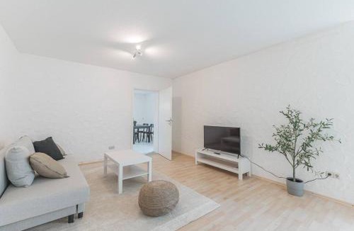 Oschelbronn Apartment | G01 schöne Souterrainwohnung - Self Check-In ideal für Teams und Monteure