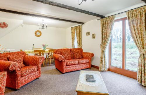 Runcton Holme House | Gable Barn - E3865
