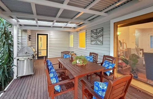 Mansfield House | Gables on Malcolm - Comfort In The Heart Of Mansfield