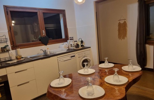 Gilly-sur-Isere House | Gaia - Grignon - Gîte