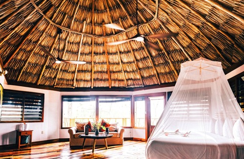 San Antonio Hotel | Gaia Riverlodge