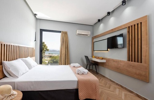 Petrothalassa Hotel | Galaxy Hotel