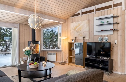 Egense House | "Galin" - 210m to the fjord by Interhome