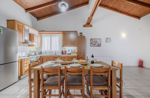 Stamnoi Villa | Galini villa, private pool , near amenities, Heraklion