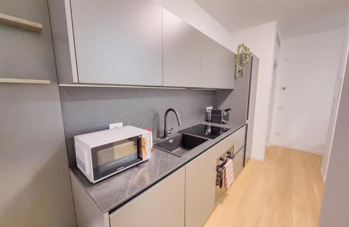 Gallarate Apartment | Gallarate Smart Home - 10 min Train Station