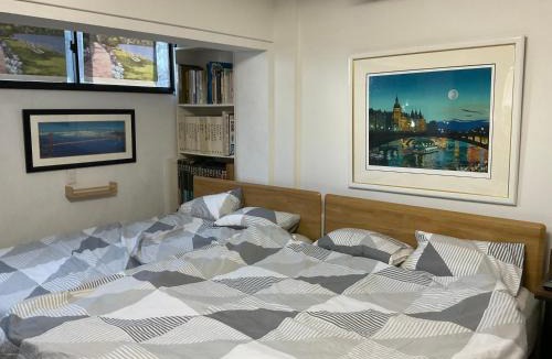 Higashi-osaka Apartment | Gallery Compass- Art Apartments Osaka with Breakfast Free Parking