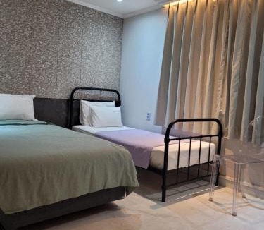 Suyeong-Gu Hotel | Gallery Hotel