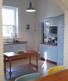 Moonta Bay House | Gallery on Ryan - Historic villa in the town centre