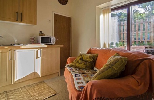 Galmpton House | Galmpton Stable - One Bedroom House, Sleeps 2