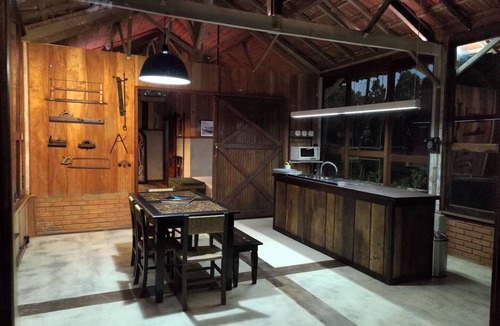 Ibiuna Cabin | Galpão do Galo