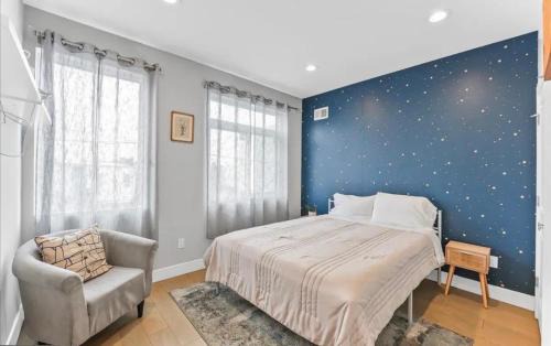 South Philadelphia House | Game Day RoofDeck South Philly 4BR 3BA Home Just 10 Mins From Stadiums
