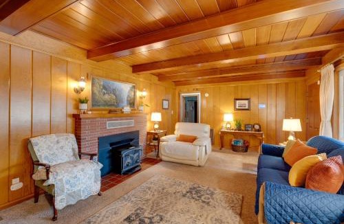 Jackson House | Game Room & Patio: Charming Jackson Retreat!