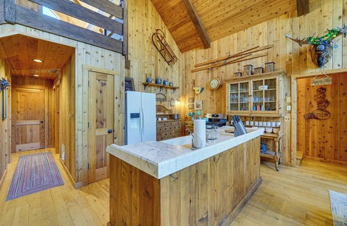 Columbine Lake Cottage | Game Room + Views: Cabin Near Purgatory Resort!