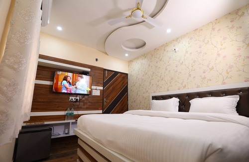 Rishikesh Hotel | Ganga Forest View