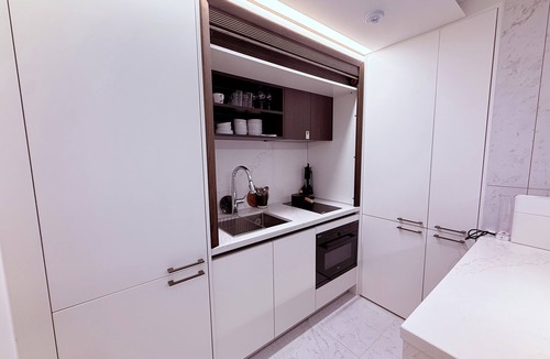 Seocho-dong Apartment | Gangnam Seocho 78 2 Bed Room Family Suite Room Full Furnished