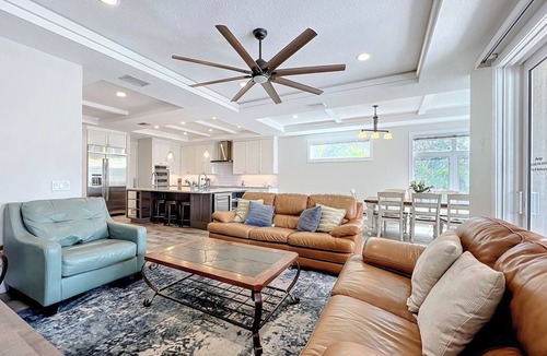 Siesta Key House | Garage Parking, King beds-NO Bunks, Pool & Private Beach Access-No Crowds