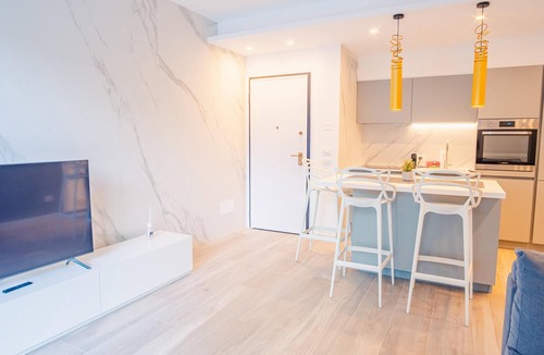Monte Apartment | Garda Luxury Suite - Italian Homing