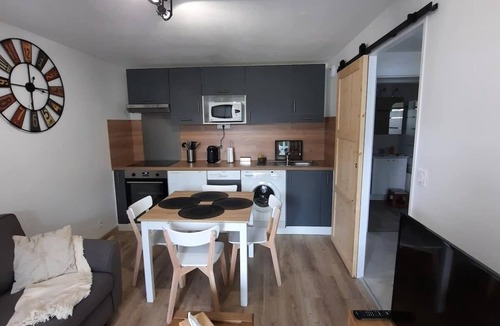 Villers-sur-Mer Apartment | Garden apartment 50m from the sea!
