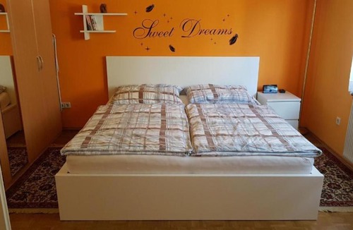 Floridsdorf Apartment | Garden Apartment Donau-City (P&R)