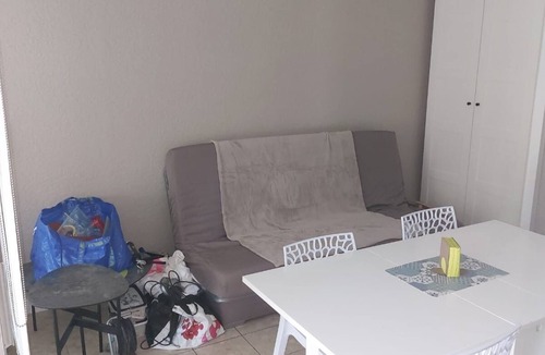 La Petite Motte Apartment | Garden-floor apartment with terrace and pool access. 10 min from the beach