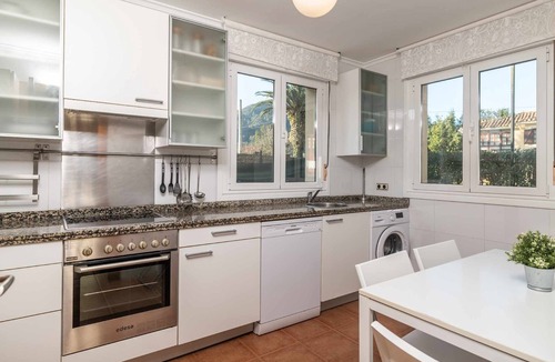 Nueva House | Garden House near Cuevas del Mar Beach - El Henar